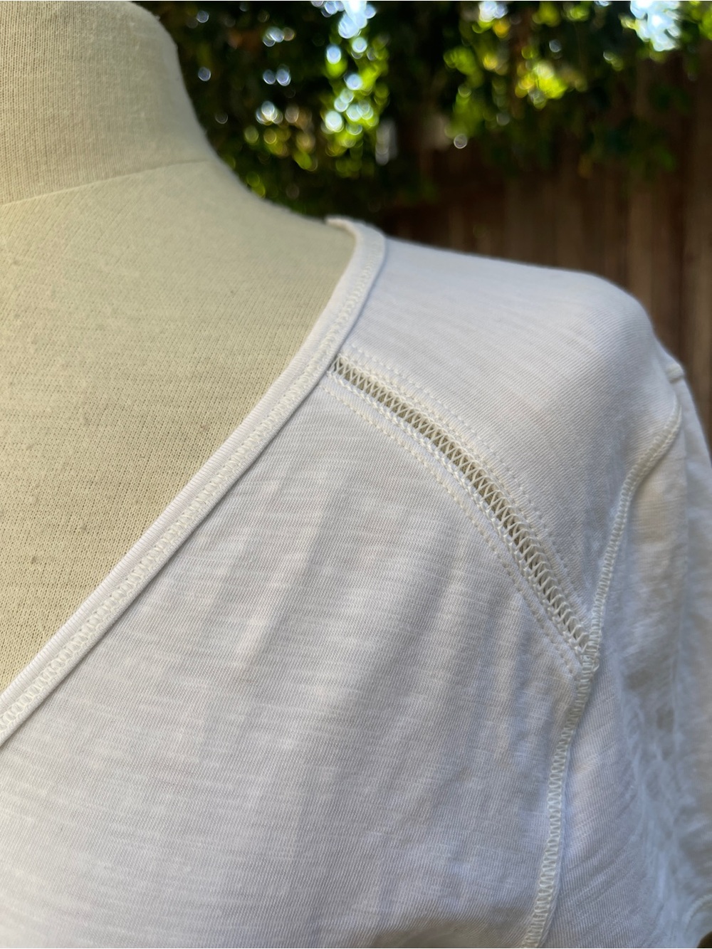 Lululemon love tee White round V-Neck T-shirt Classic Lightweight streetwear 8